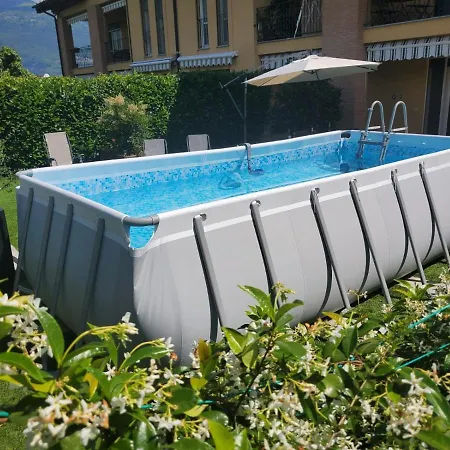 A Due Passi Dal Dom wakacyjny Colico