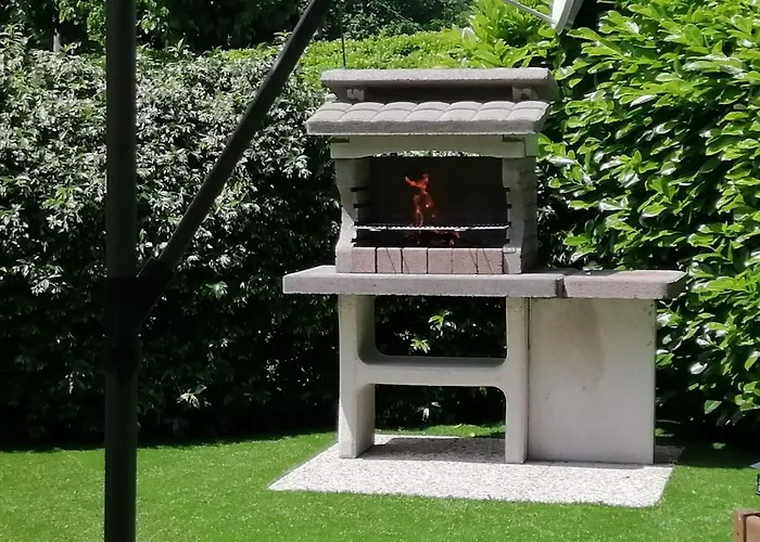 A Due Passi Dal * Колико