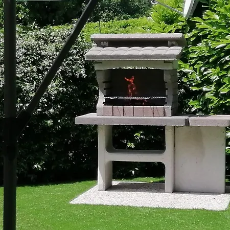 A Due Passi Dal * كوليكو